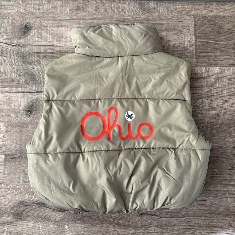 Ohio State Buckeyes Script Ohio Gray Crop Puffer Vest